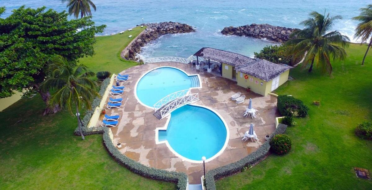 Sea 7 Apartment Ocho Rios Luaran gambar